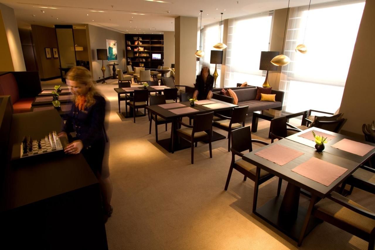 Отель Intercontinental Hotel Bucharest Бухарест-38
