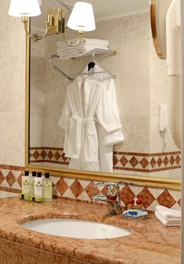 Отель Intercontinental Hotel Bucharest Бухарест-47